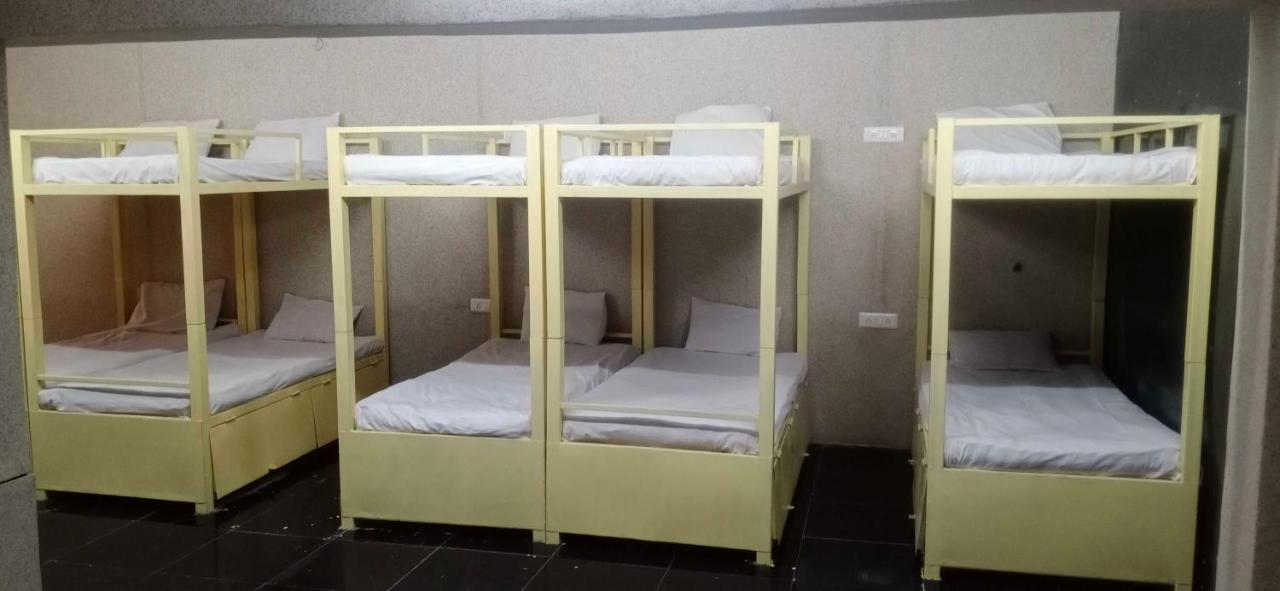 Hotel Mayura, Ankleshwar Extérieur photo