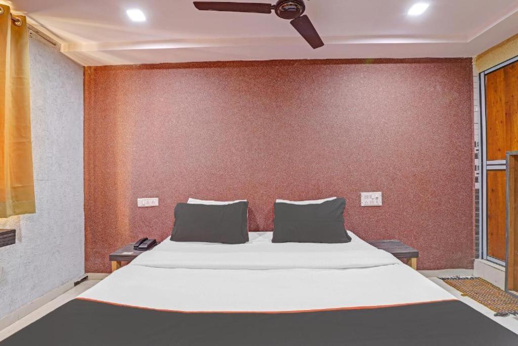 Hotel Mayura, Ankleshwar Extérieur photo