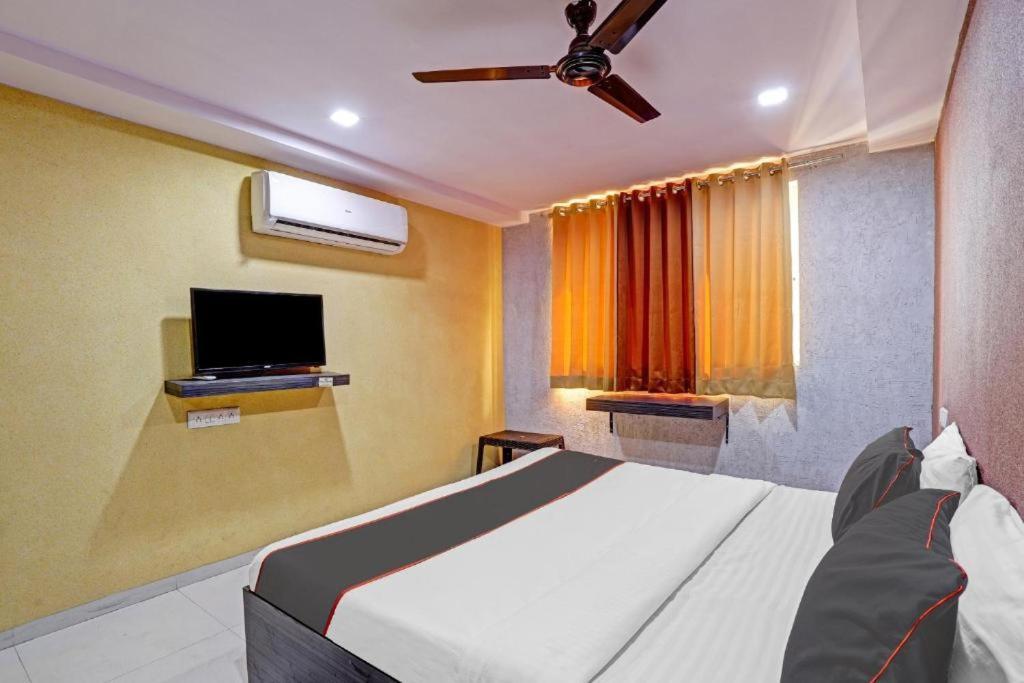 Hotel Mayura, Ankleshwar Extérieur photo